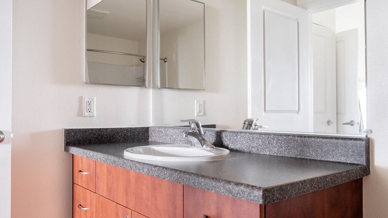 Photo of Bathroom in Union City