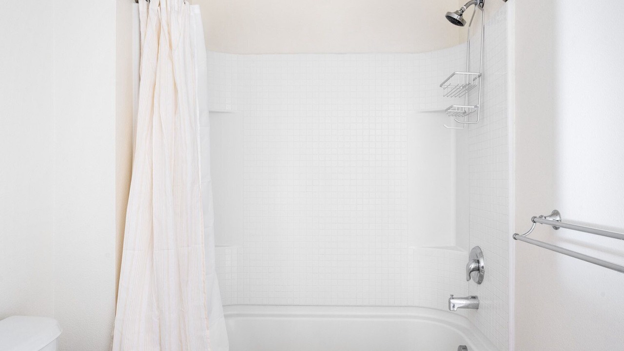 Photo of Bathroom in Union City