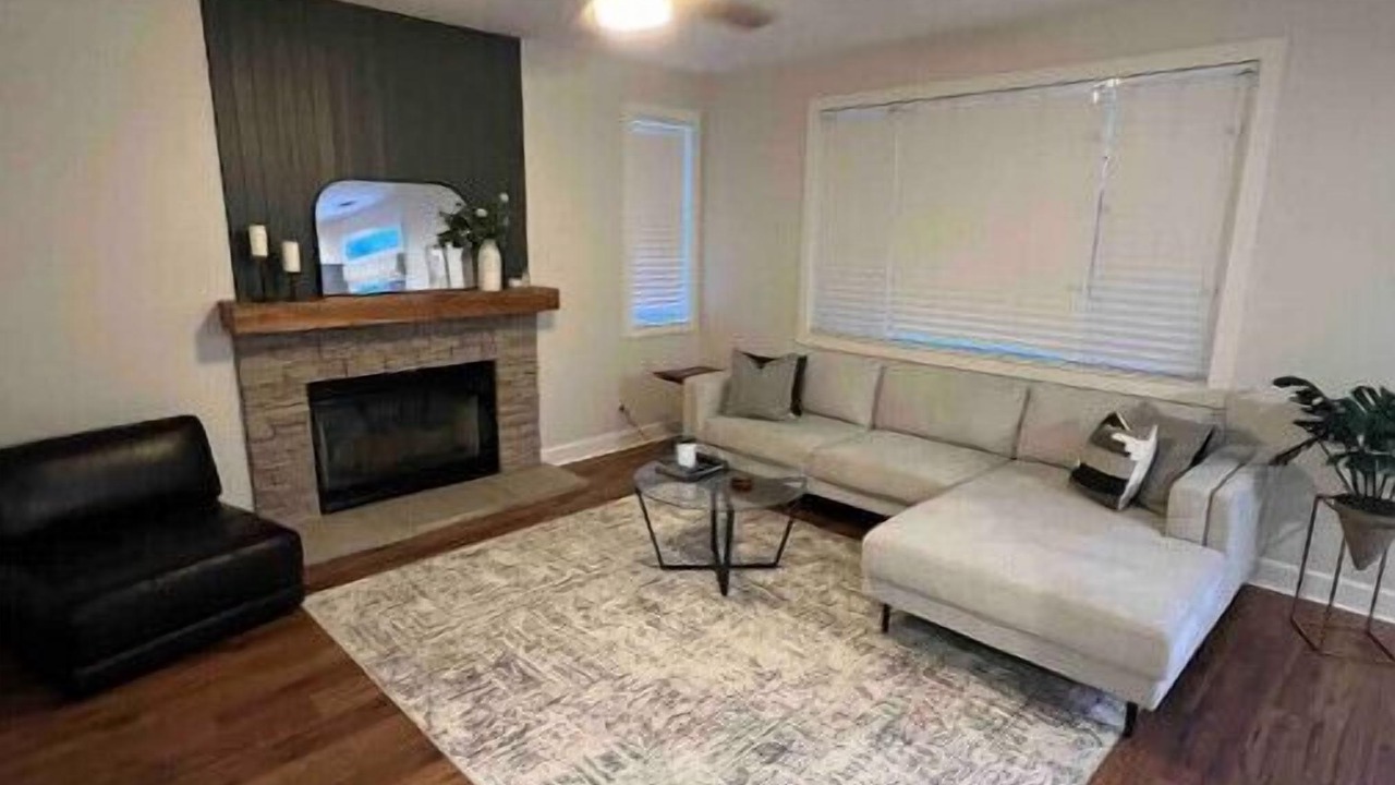 Photo of Livingroom in Tracy