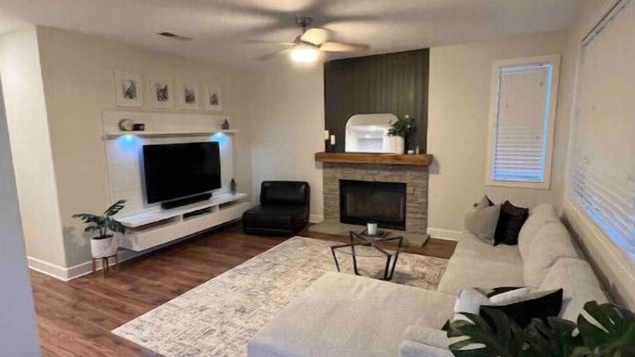 Photo of Livingroom in Tracy