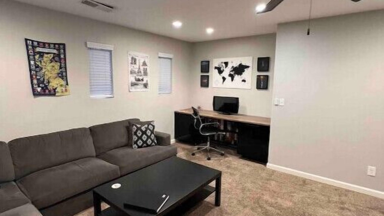 Photo of Livingroom in Tracy