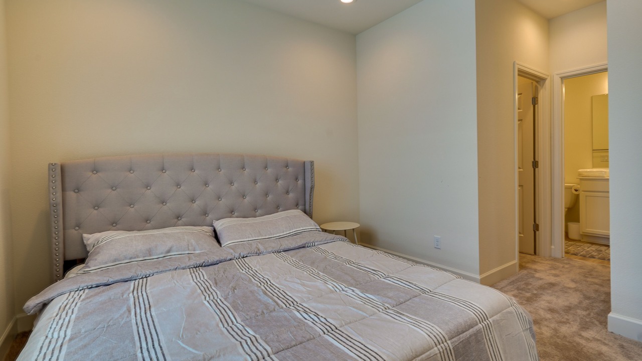 Photo of Bedroom in Tracy