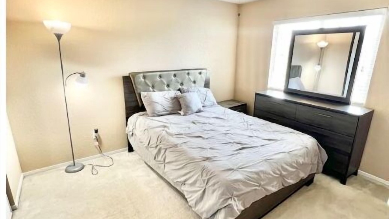 Photo of Bedroom in Tracy