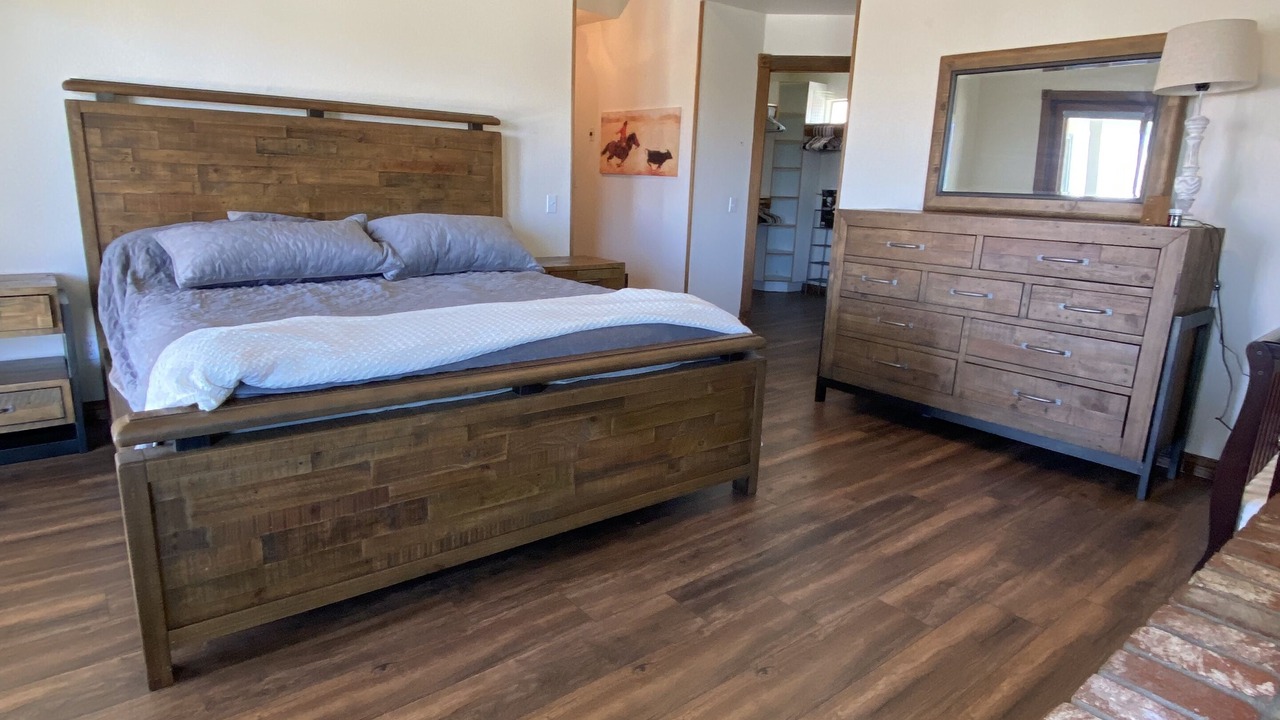 Photo of Bedroom in Leona Valley
