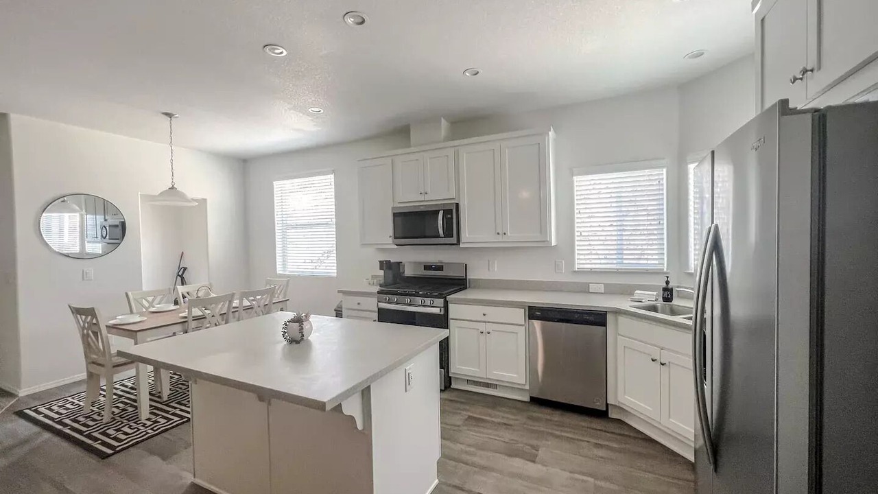 Photo of Kitchen in Sunridge Estates