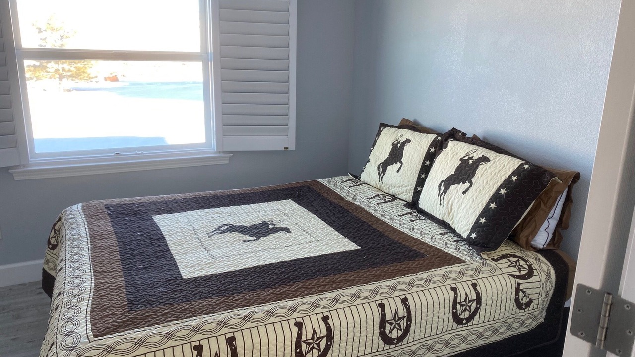 Photo of Bedroom in Smith Valley