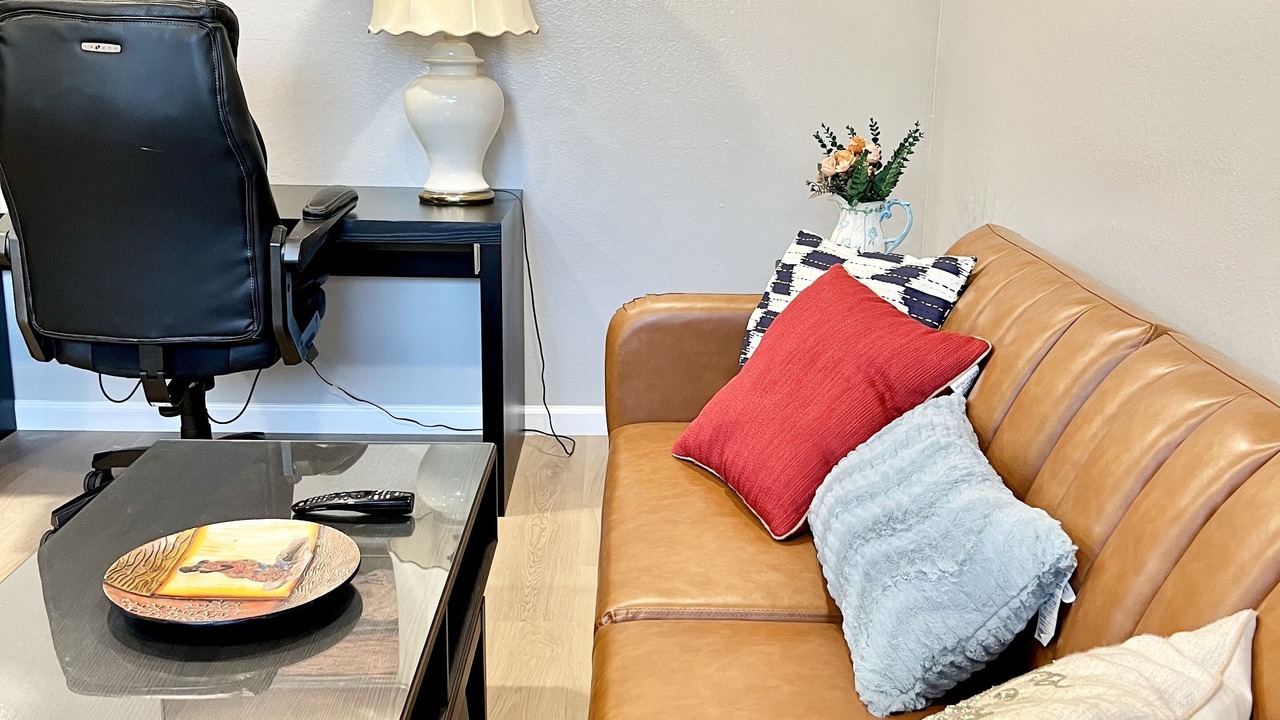 Photo of Livingroom in Shoreline West