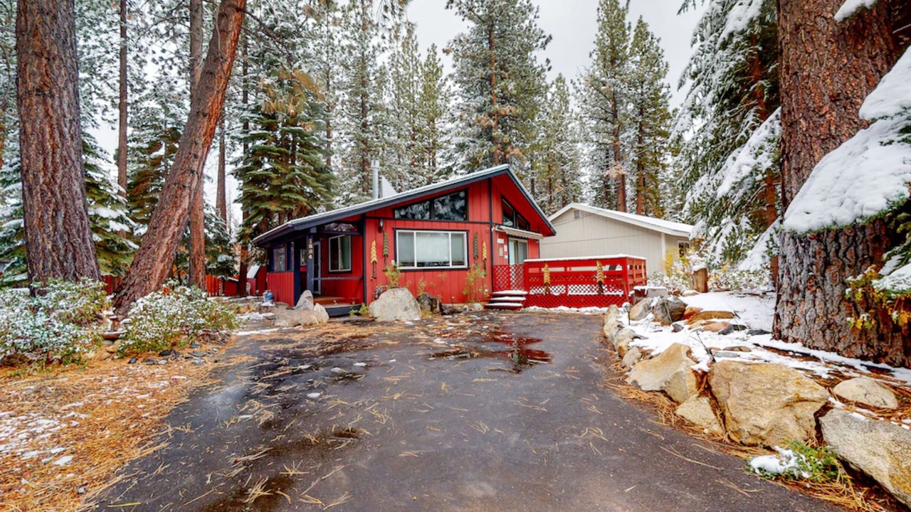Photo of Outdoor in Pioneer Trail