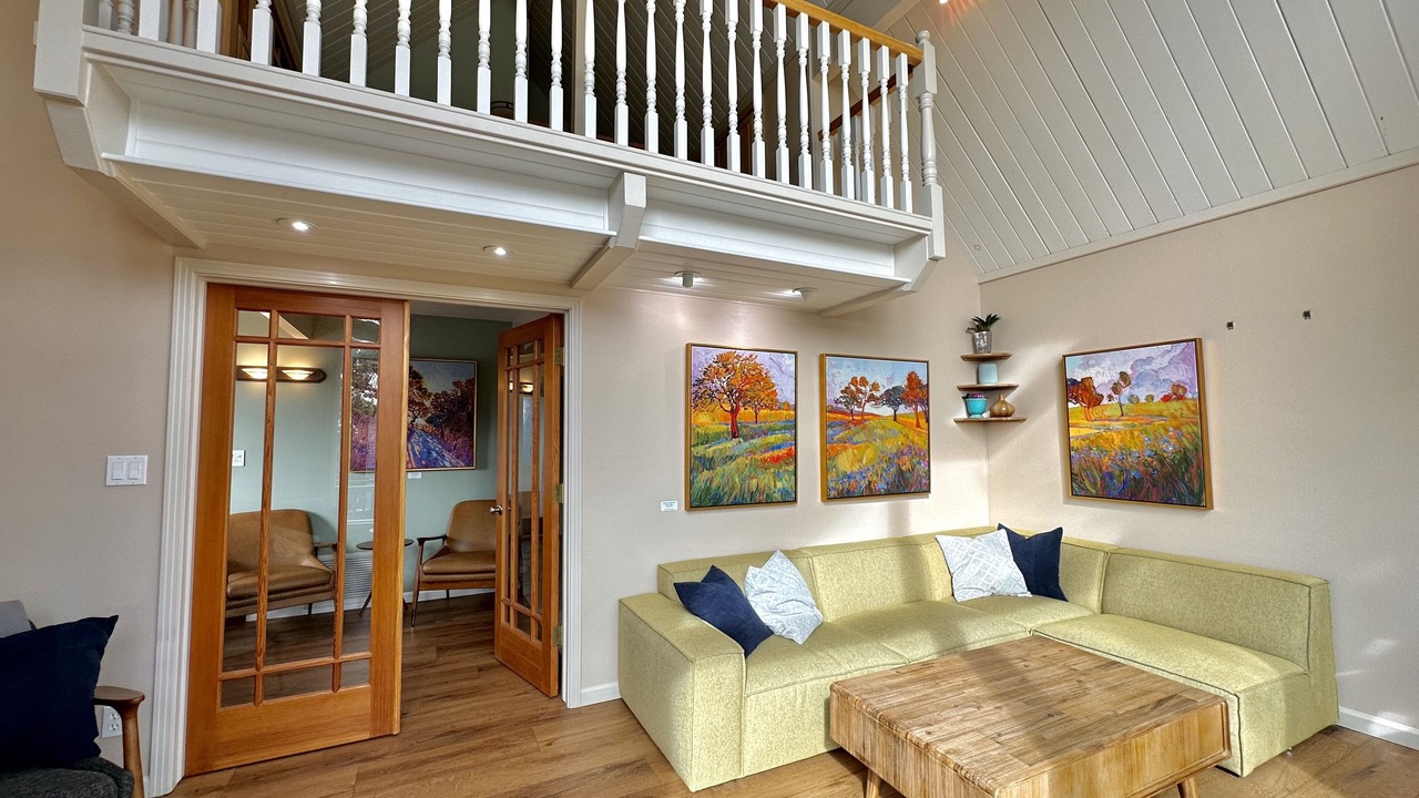 Photo of Livingroom in Marine Terrace