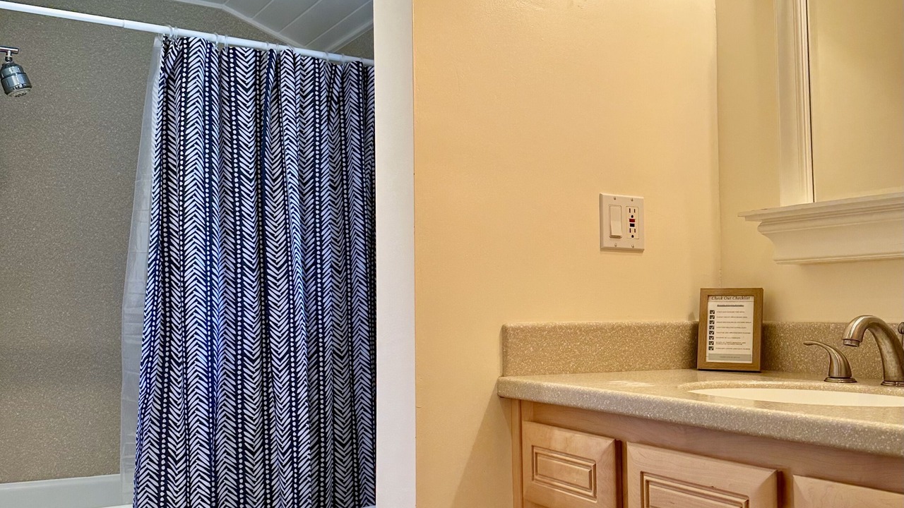 Photo of Bathroom in Marine Terrace