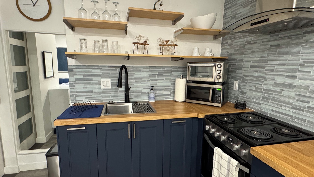 Photo of Kitchen in Tarzana