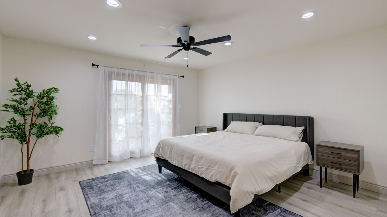 Photo of Bedroom in Raisin