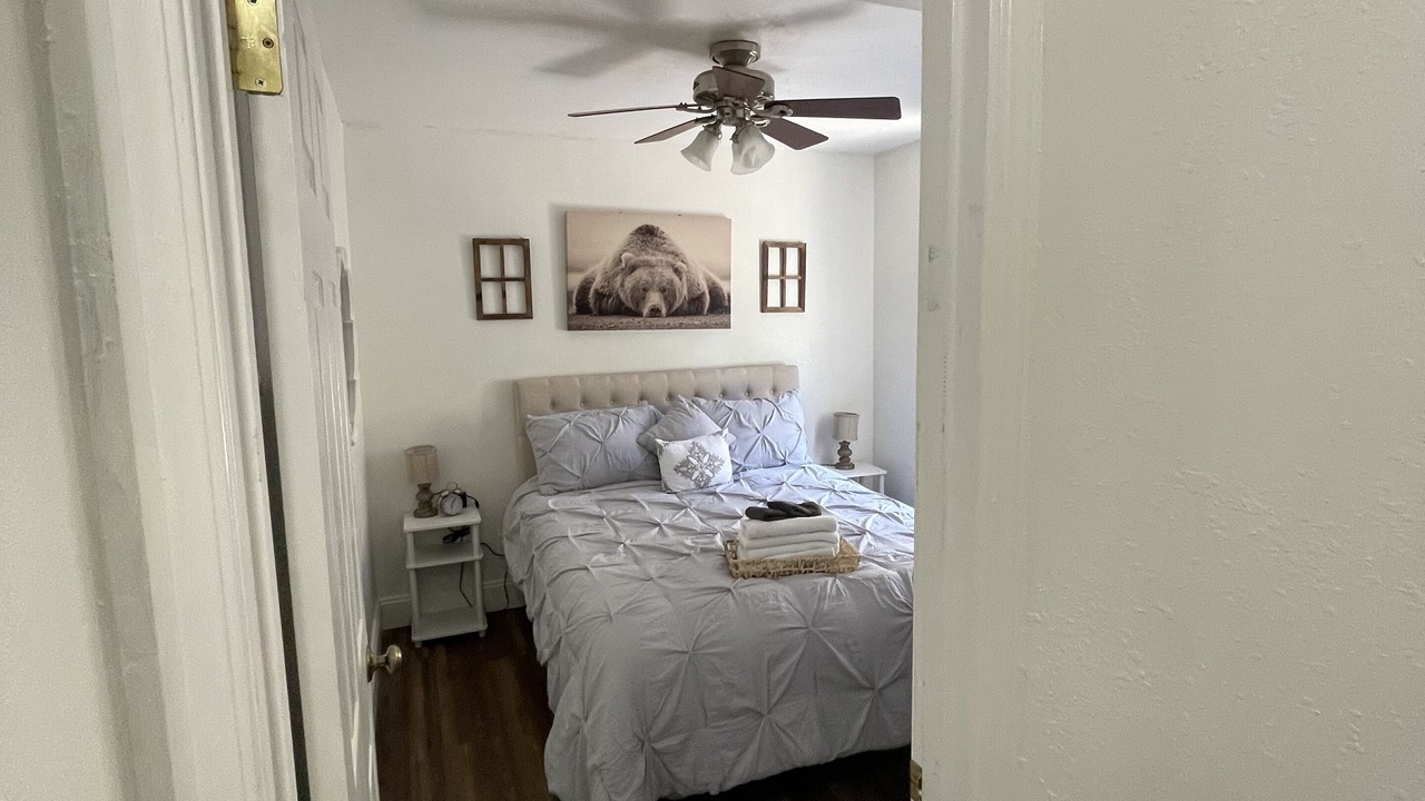 Photo of Bedroom in Oakhurst
