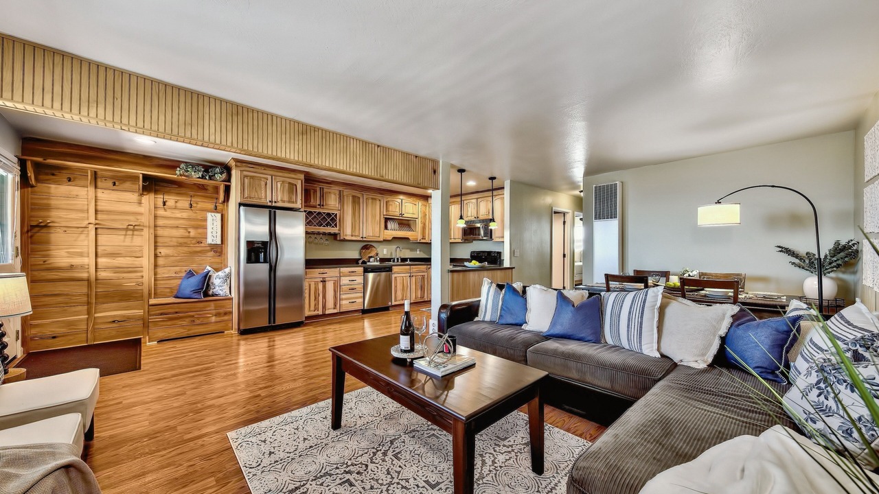 Photo of Livingroom in Tahoe Village
