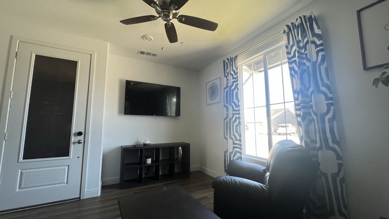 Photo of Livingroom in Roosevelt
