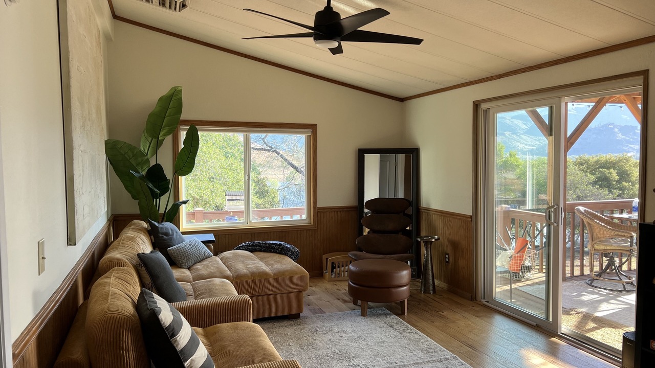 Photo of Livingroom in Wofford Heights