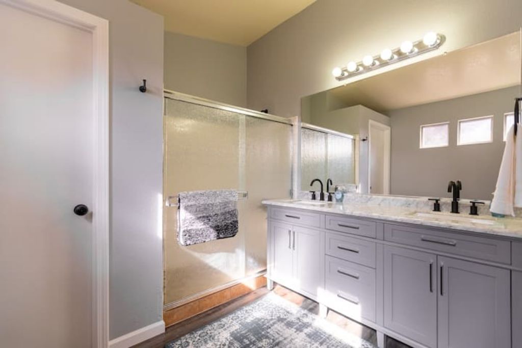 Photo of Bathroom in Greenacres