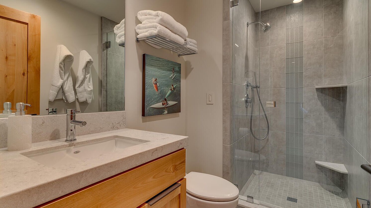 Photo of Bathroom in Tahoe Pines