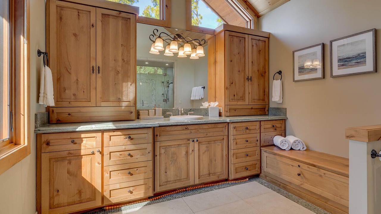 Photo of Bathroom in Lake Forest