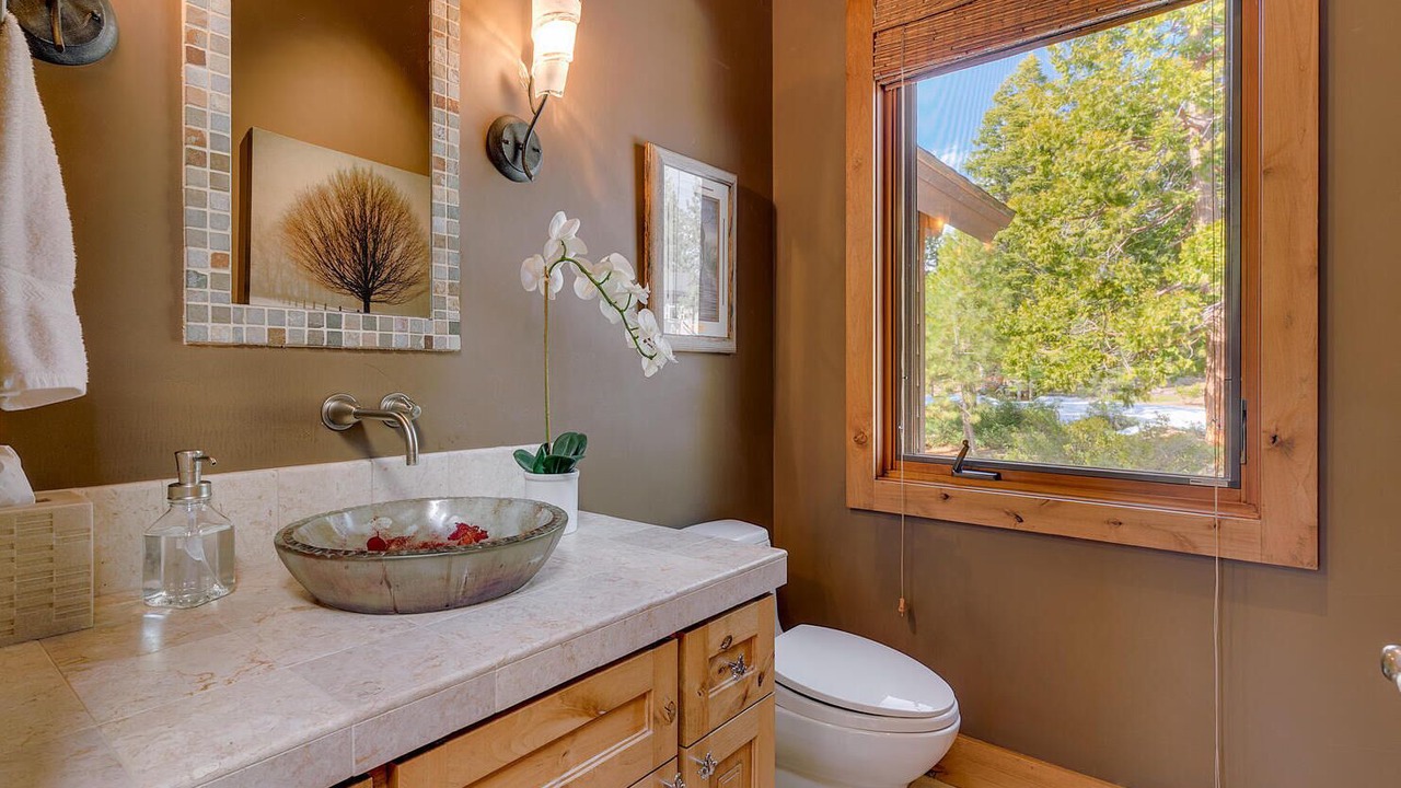 Photo of Bathroom in Lake Forest