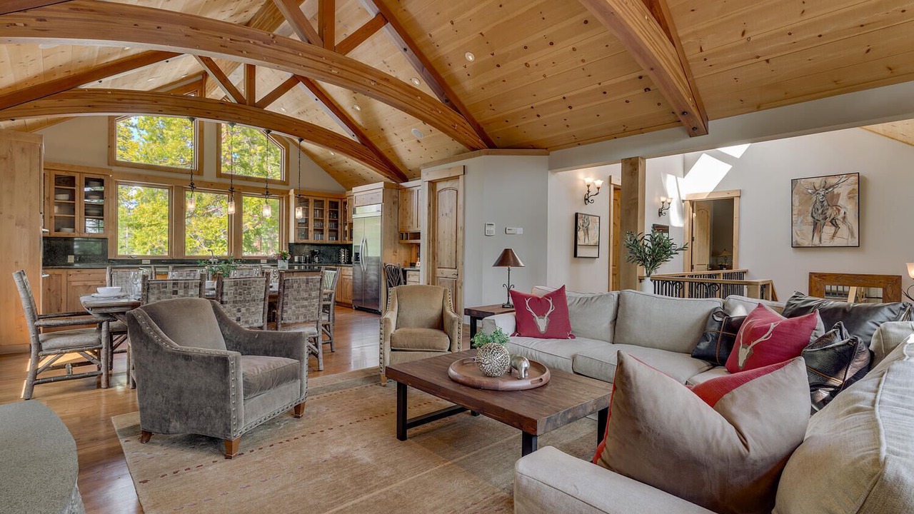 Photo of Livingroom in Lake Forest