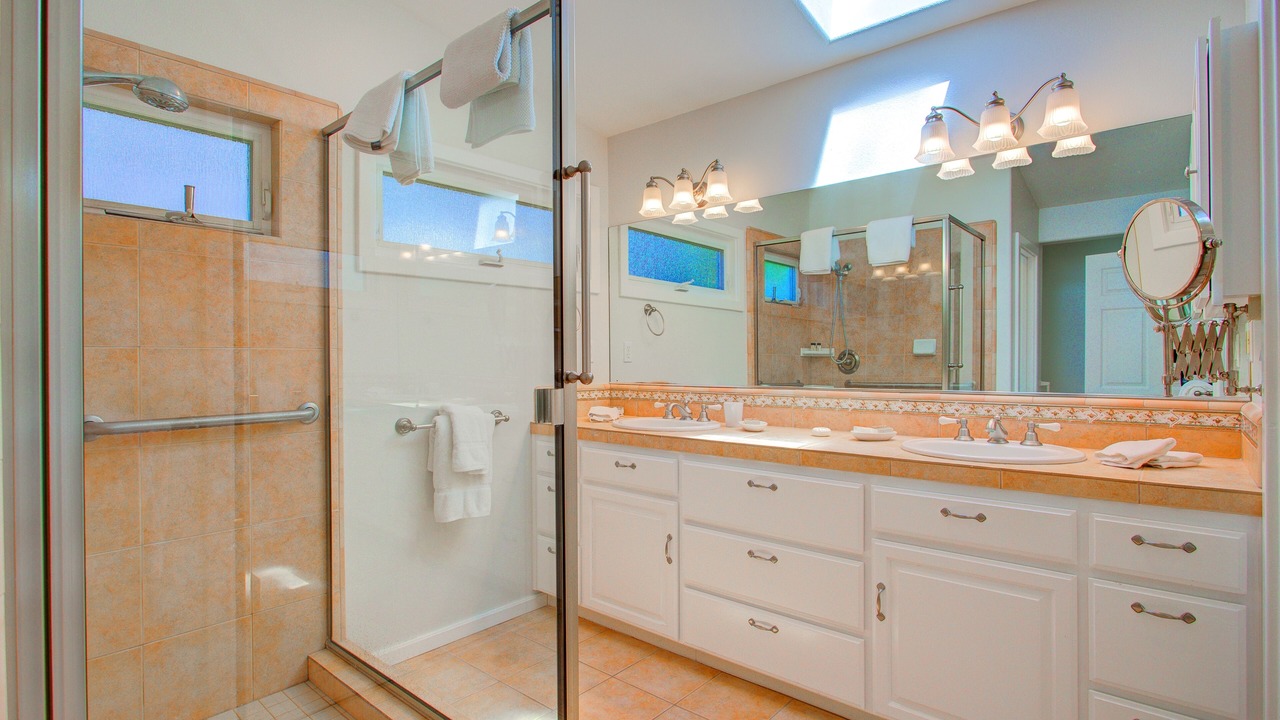 Photo of Bathroom in Park Hill