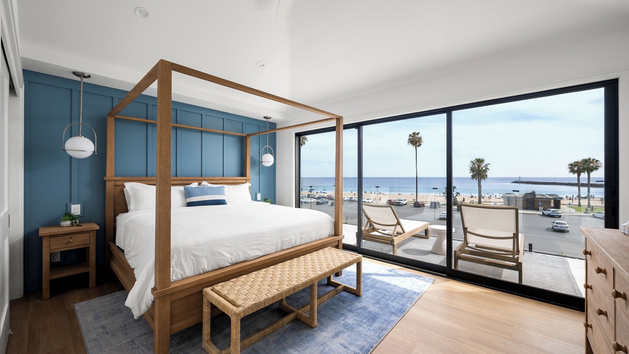 Photo of Bedroom in Corona del Mar