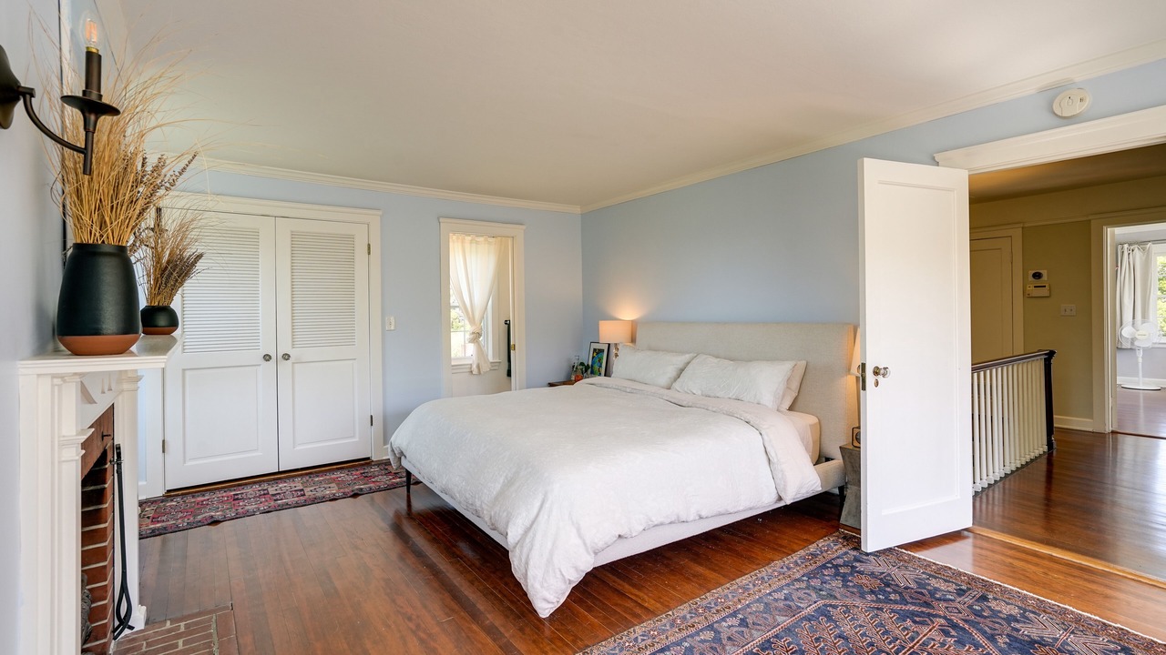 Photo of Livingroom in Claremont