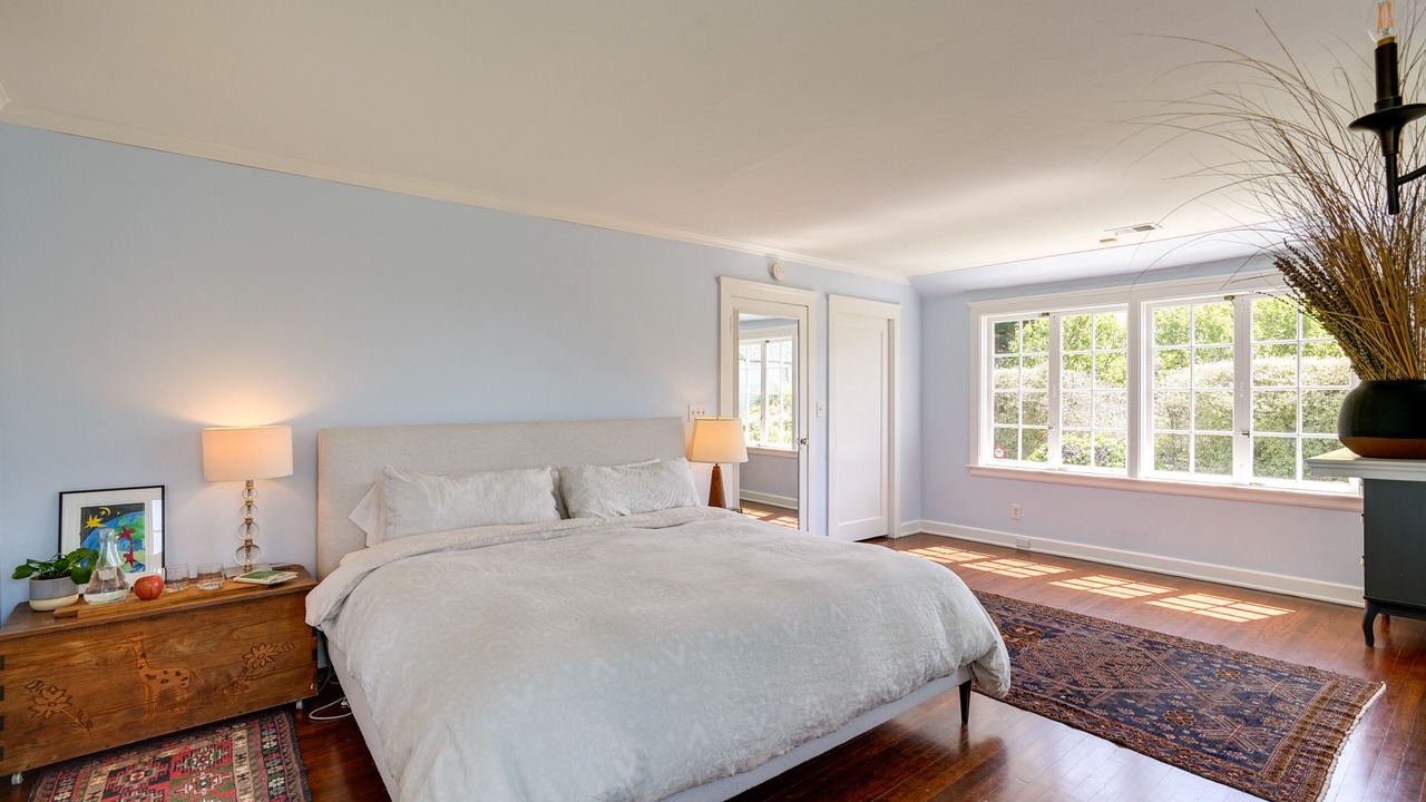 Photo of Bedroom in Claremont