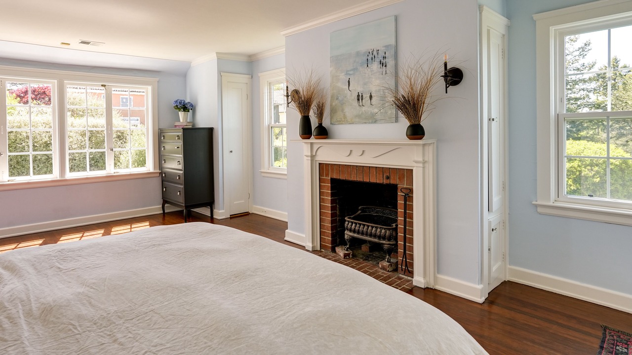 Photo of Bedroom in Claremont