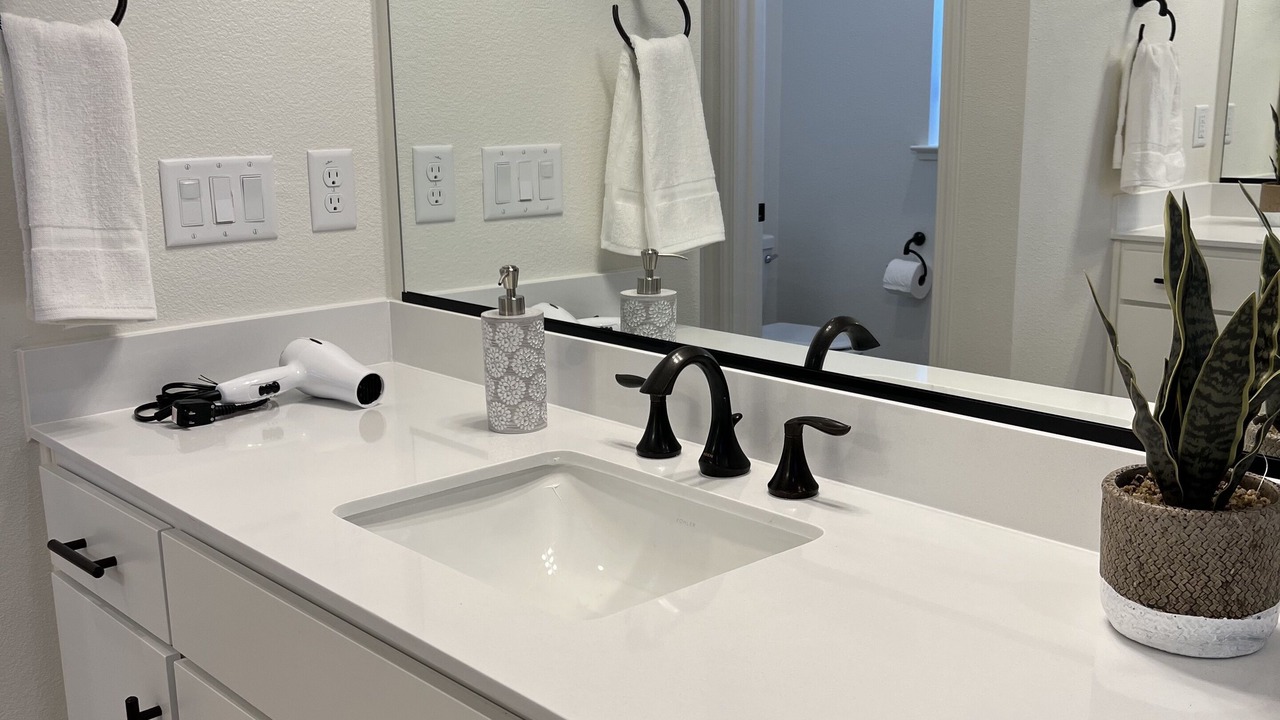 Photo of Bathroom in Tracy