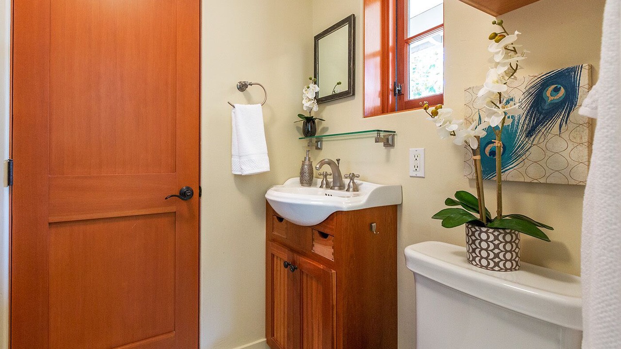 Photo of Bathroom in West Mesa