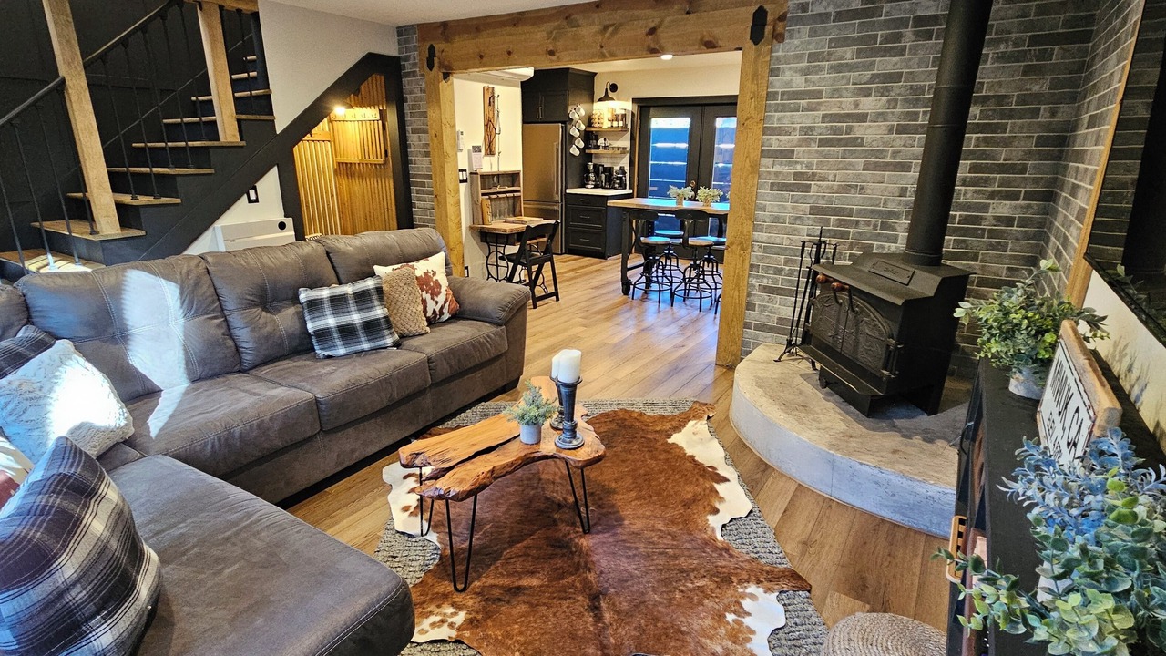Photo of Livingroom in Mi-Wuk Village