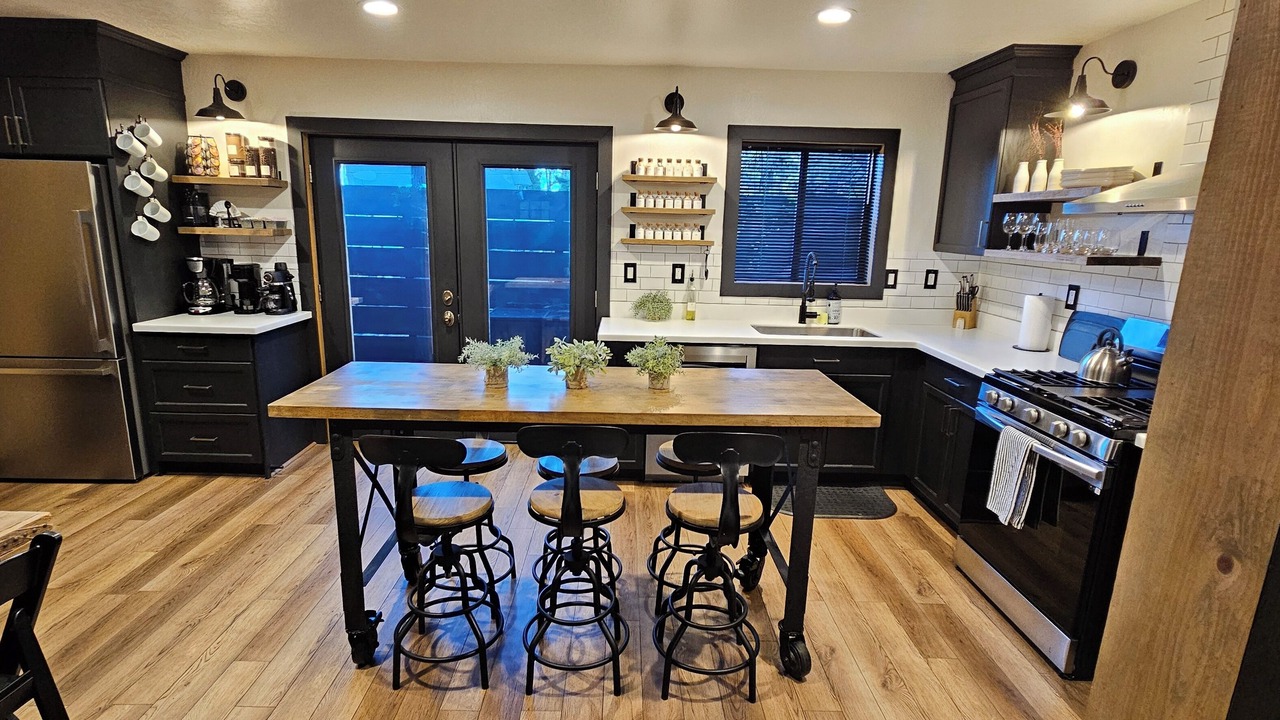 Photo of Kitchen in Mi-Wuk Village