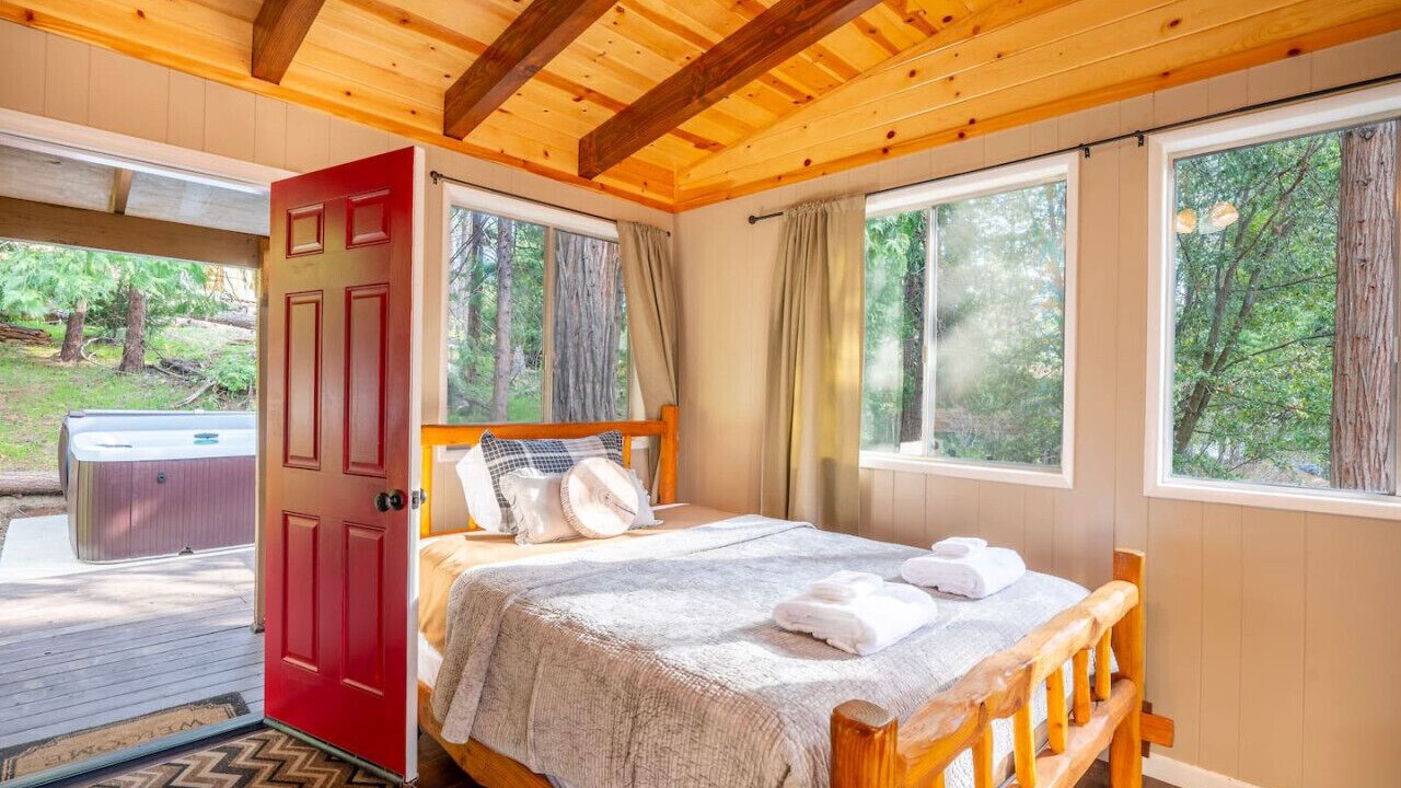 Photo of Bedroom in Oakhurst