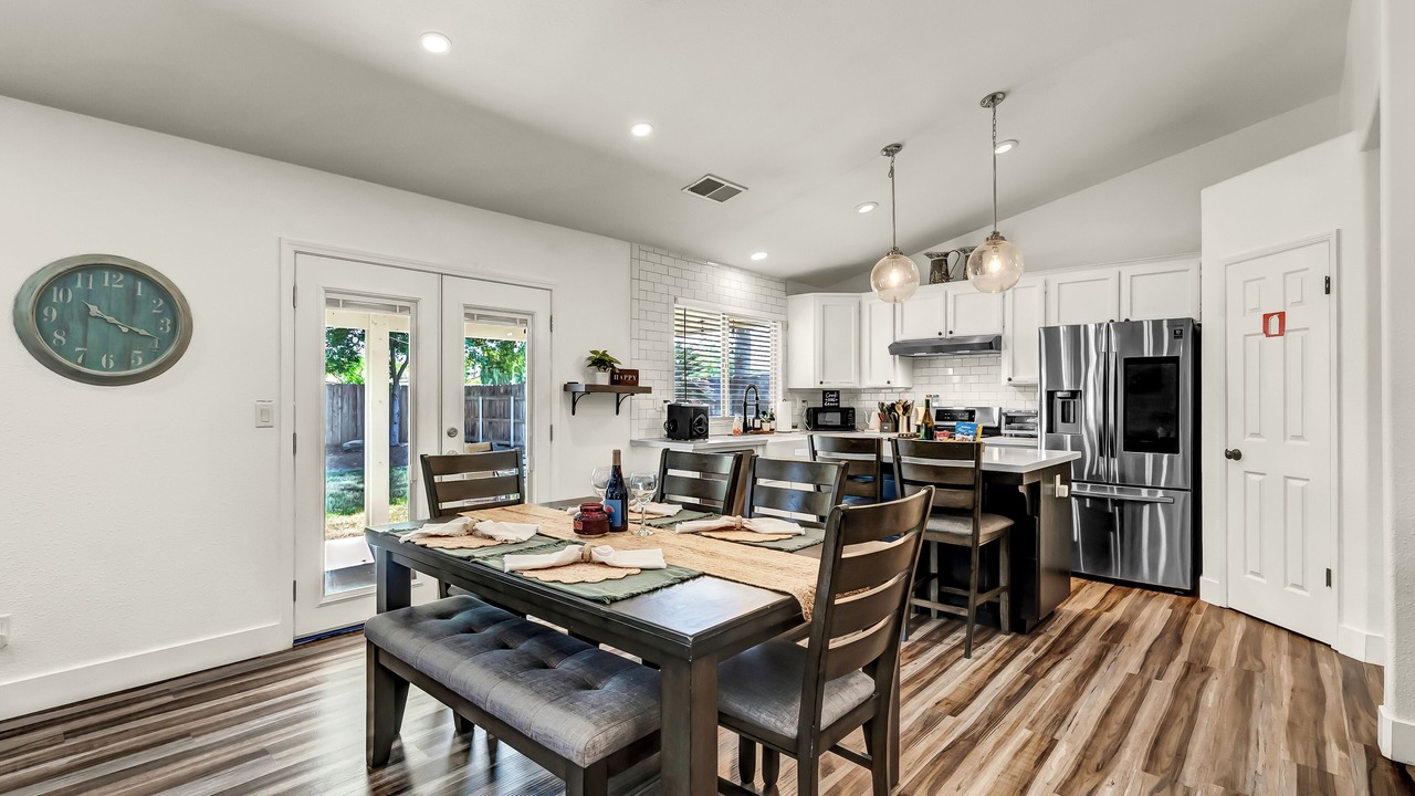 Photo of Others in Hanford