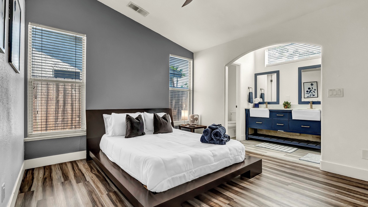 Photo of Bedroom in Hanford