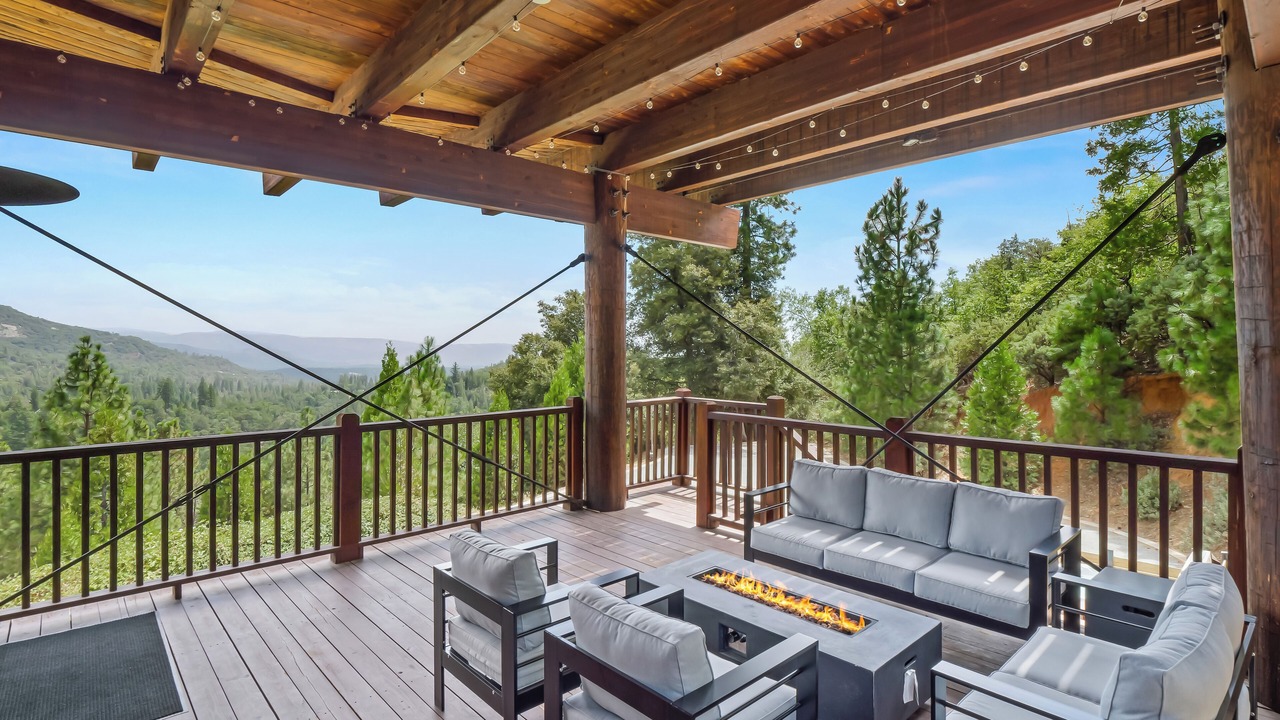 Photo of Patio Balcony in Madera County