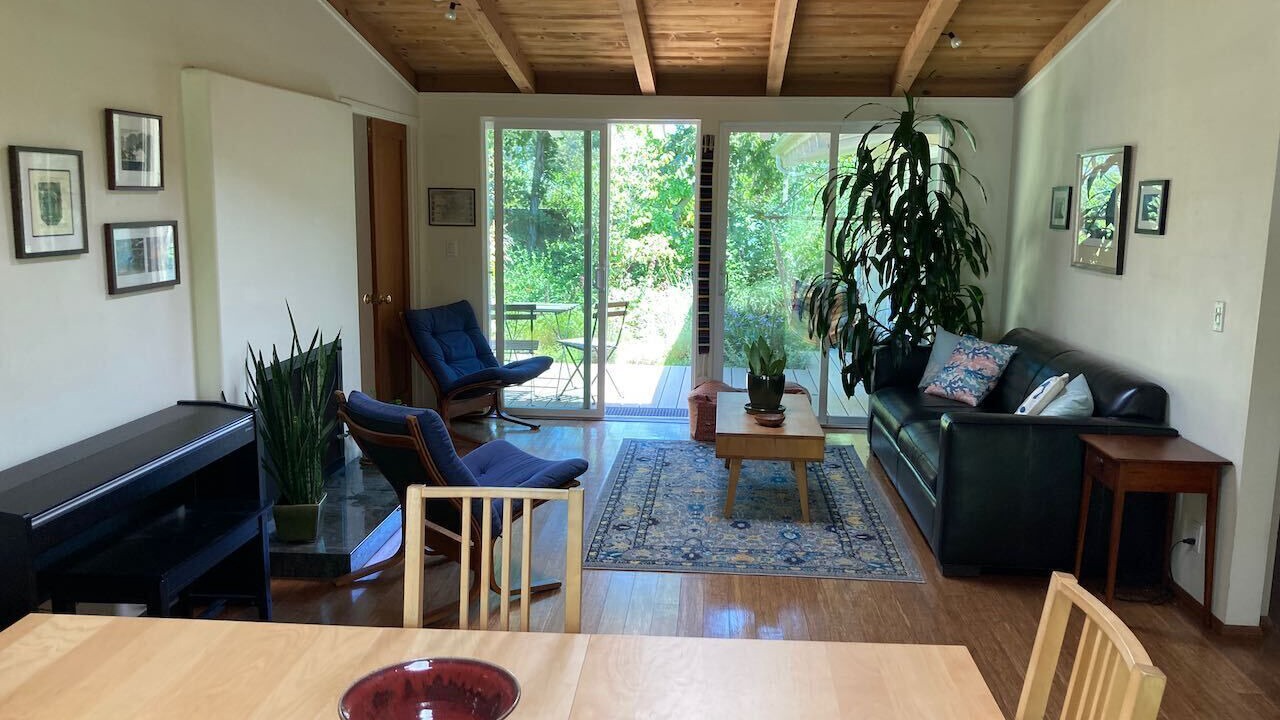 Photo of Livingroom in West Mesa