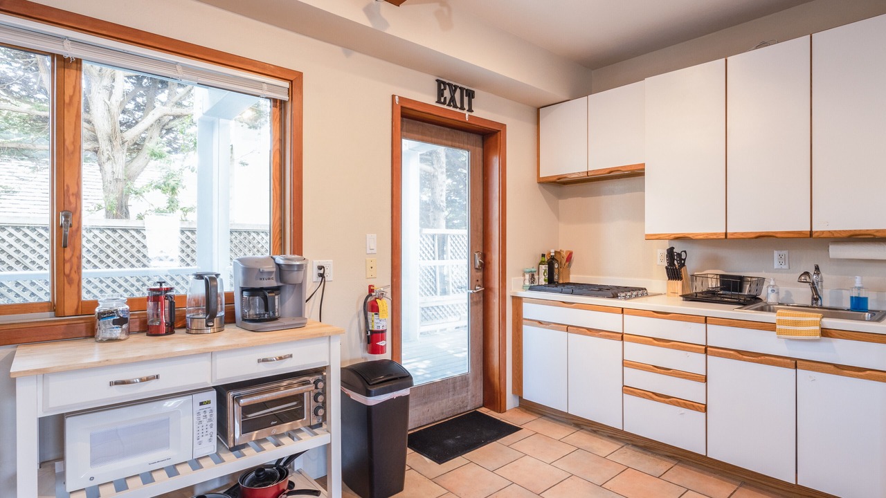 Photo of Kitchen in El Granada