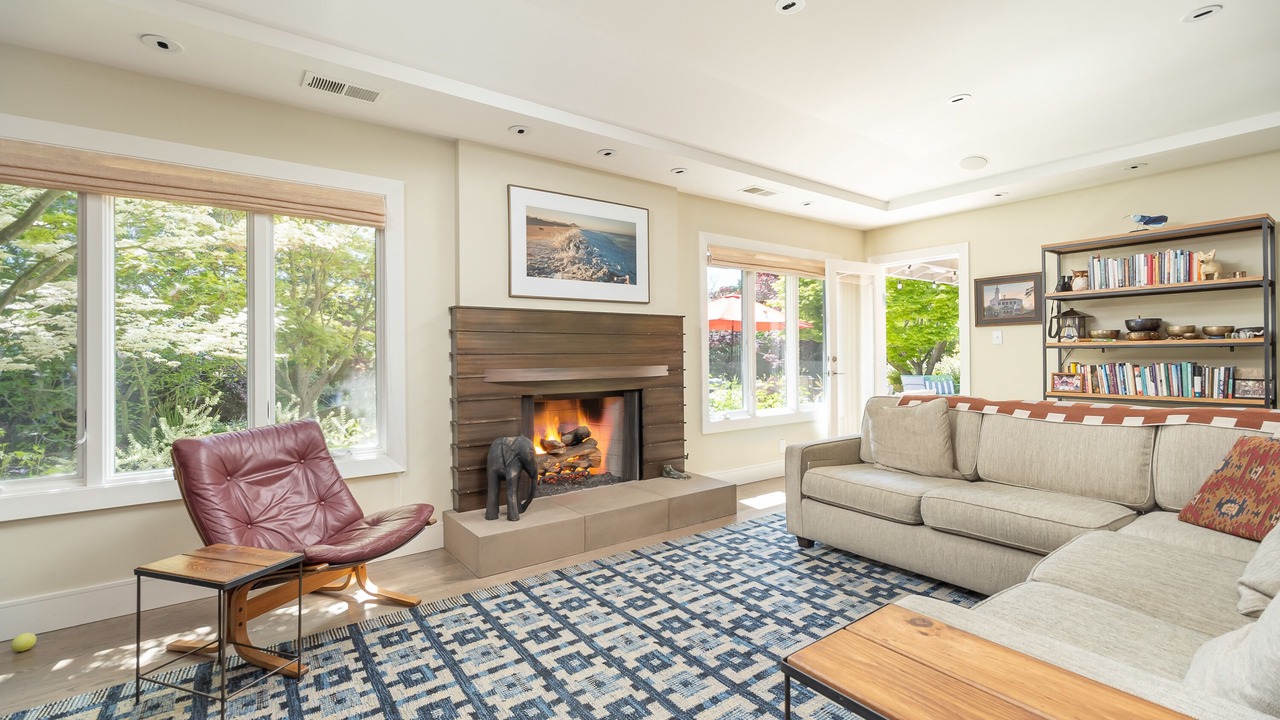 Photo of Livingroom in Country Club