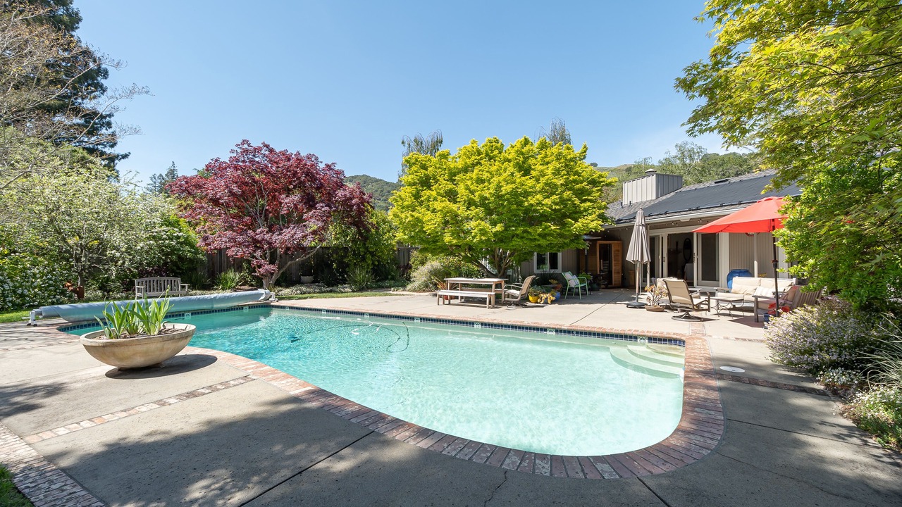 Photo of Outdoor in Country Club