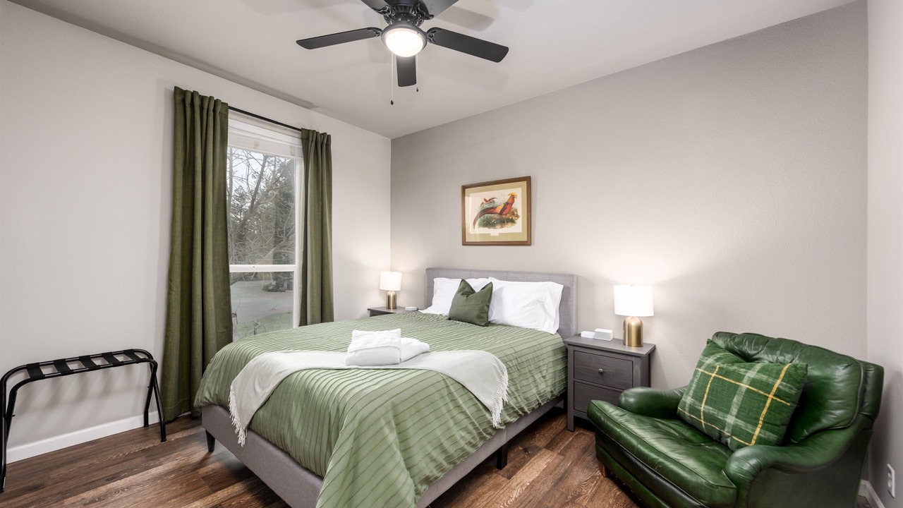 Photo of Bedroom in Acampo