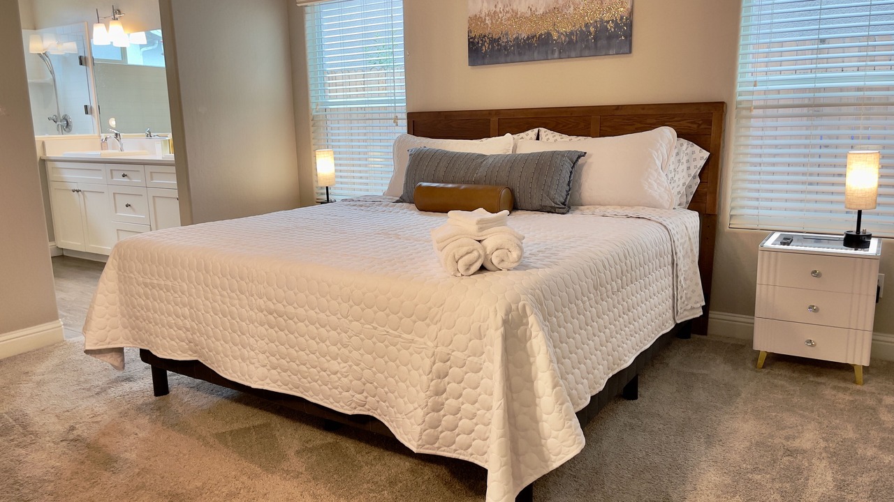 Photo of Bedroom in Raisin