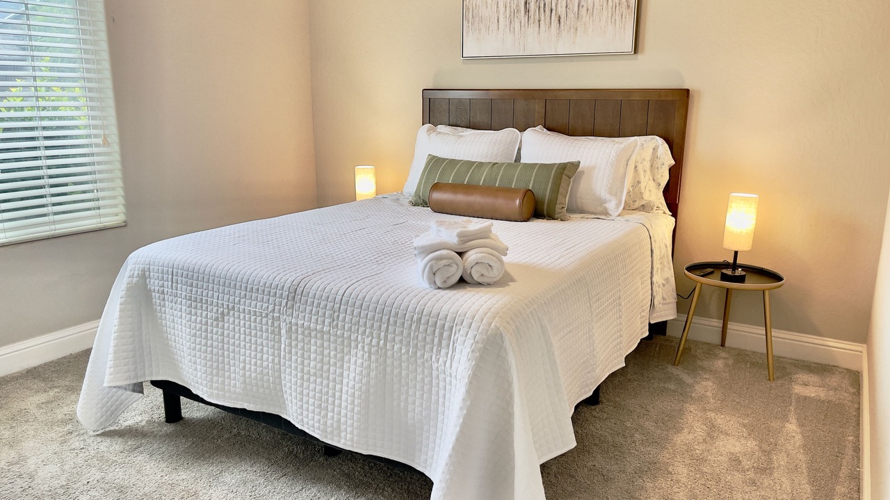 Photo of Bedroom in Raisin
