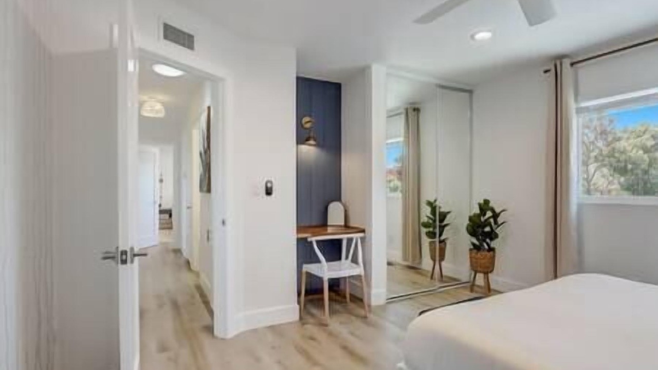 Photo of Bedroom in Lincoln Acres
