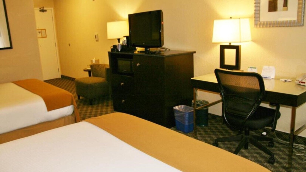 Photo of Bedroom in Union City