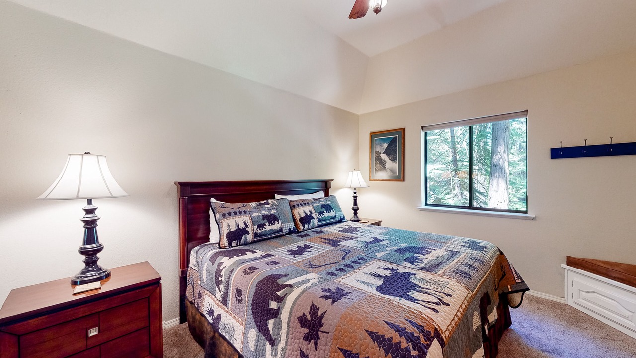 Photo of Bedroom in Shaver Lake