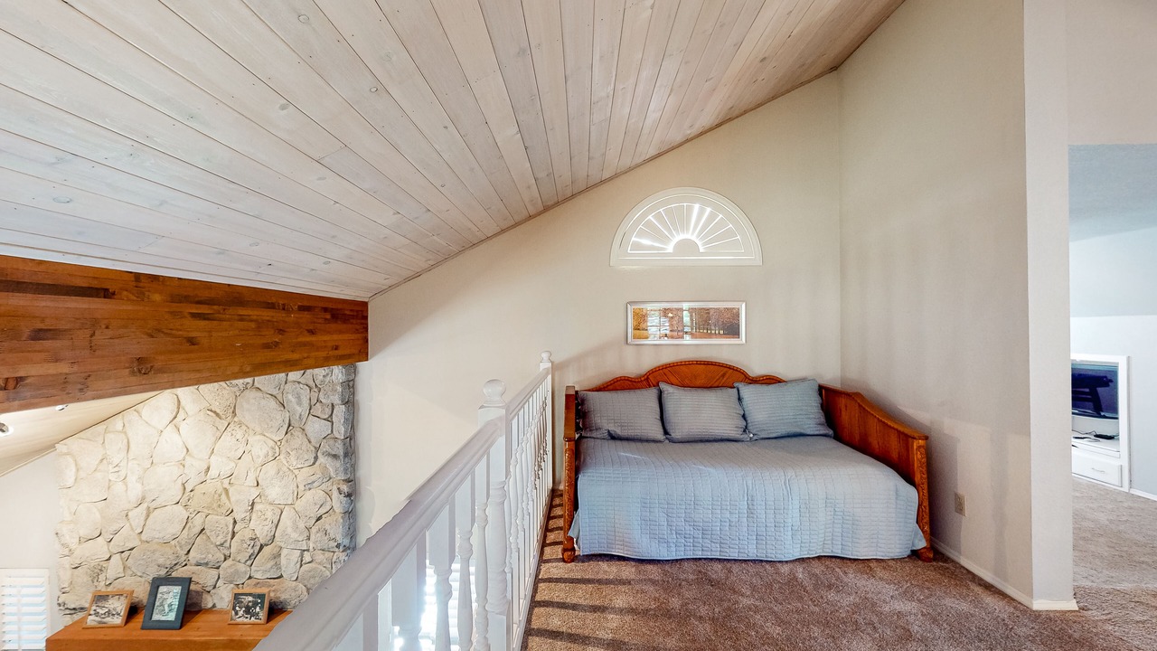 Photo of Bedroom in Shaver Lake