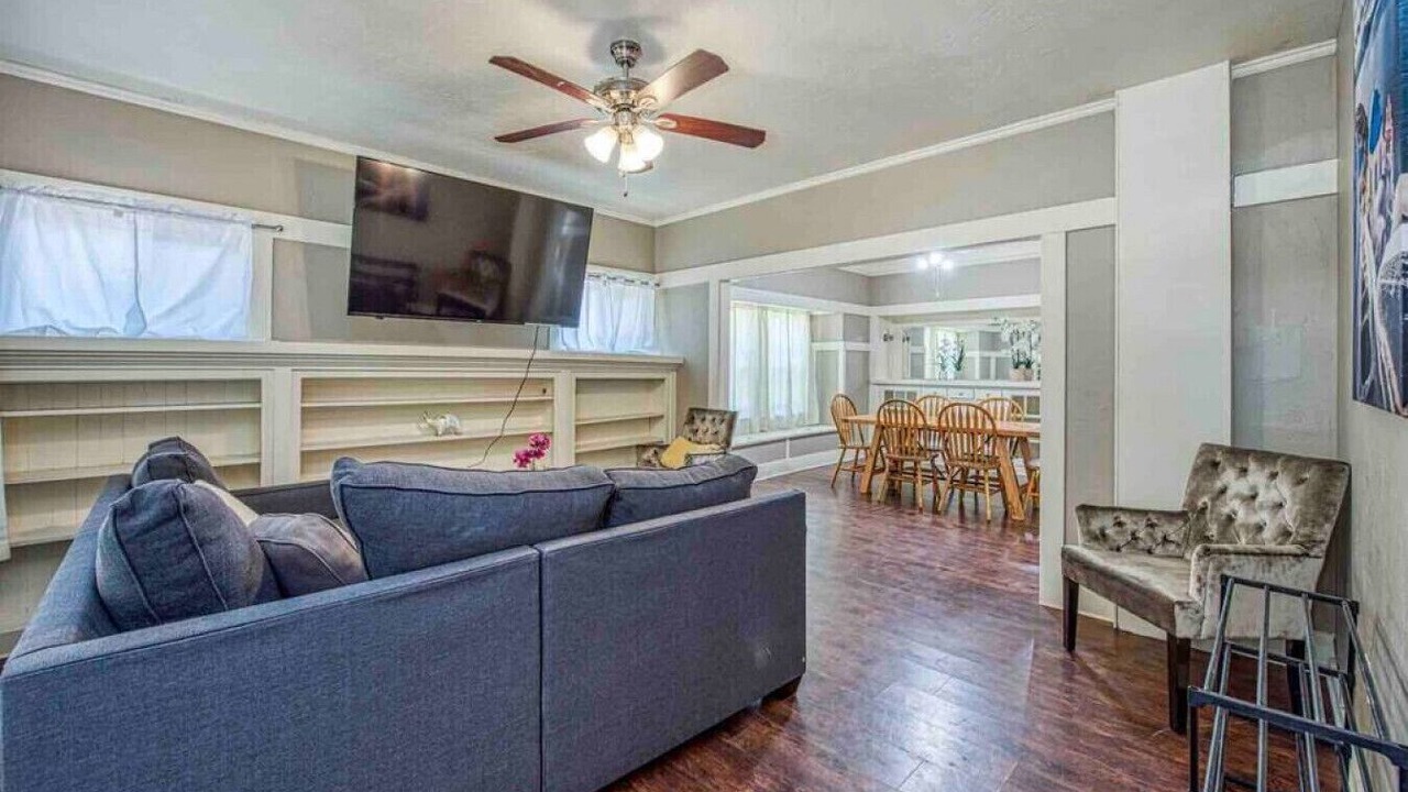 Photo of Livingroom in Tower District